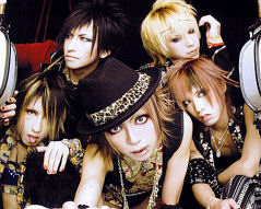 Saga, Tora, Shou, Nao, Hiroto de Alice Nine