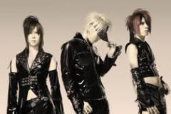 Kisara, Jill et Zero du groupe Hi:BRiD