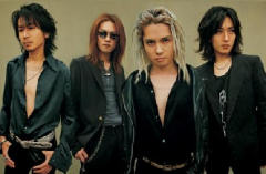 Ken, Yukihiro, Hyde et Tetsu du groupe L'Arc~en~Ciel