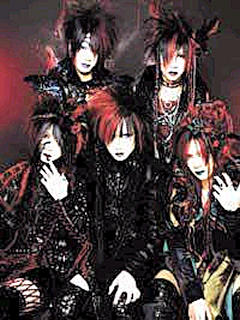 Riku, Shion et Jun du groupe Phantasmagoria